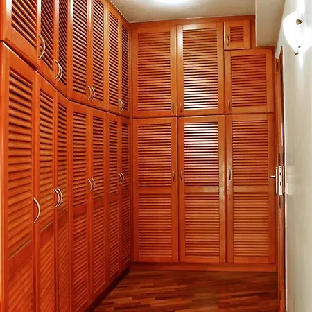 Periscope Villa *