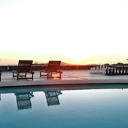 Periscope Villa *
