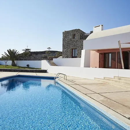 Periscope Villa