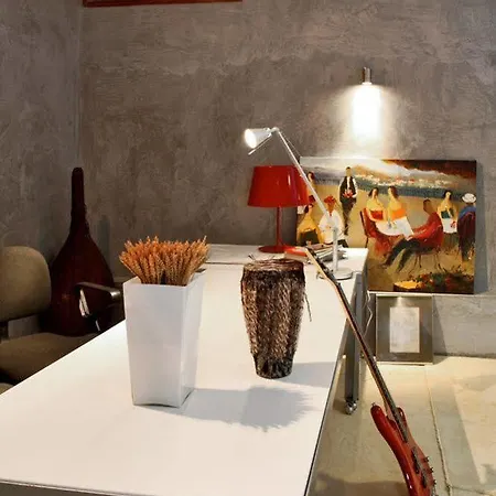 Periscope Villa *